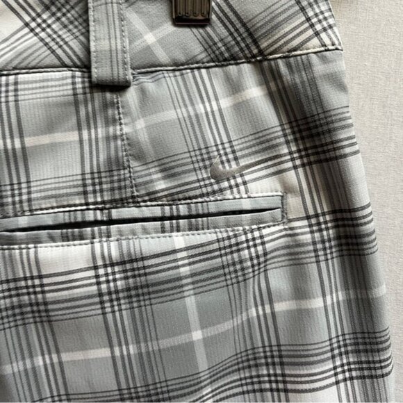Nike Golf Tour Performance Dri Fit plaid pants Sz 8 - Picture 5 of 13
